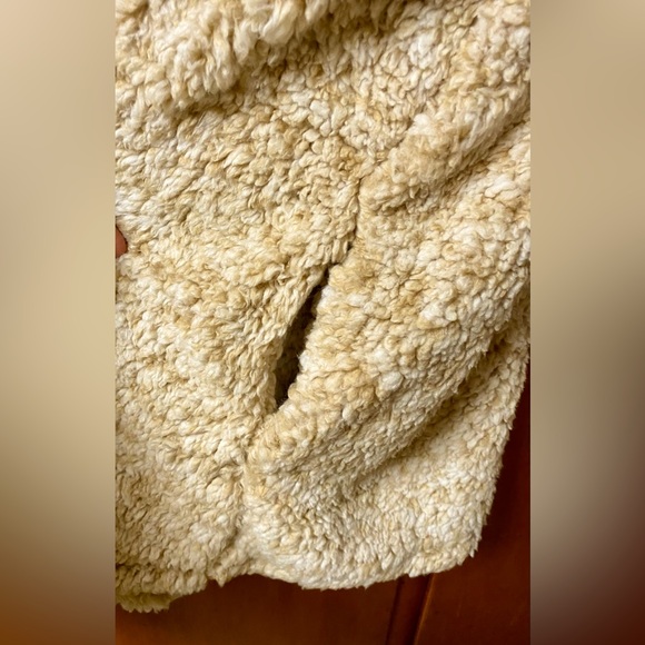 Fantastic Fawn 1/4” Zip Sherpa Pullover - Picture 10 of 15